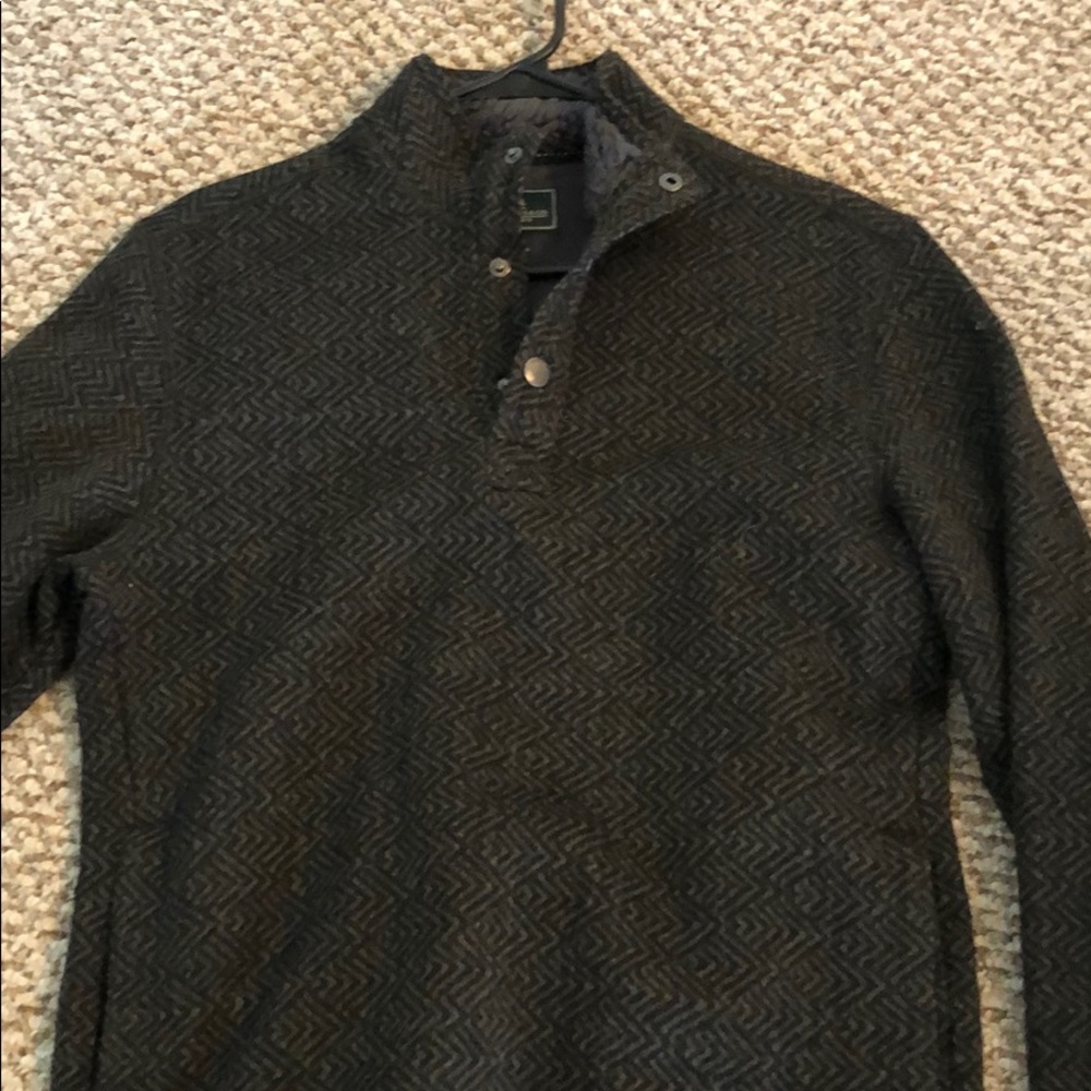 Bass quarter zip